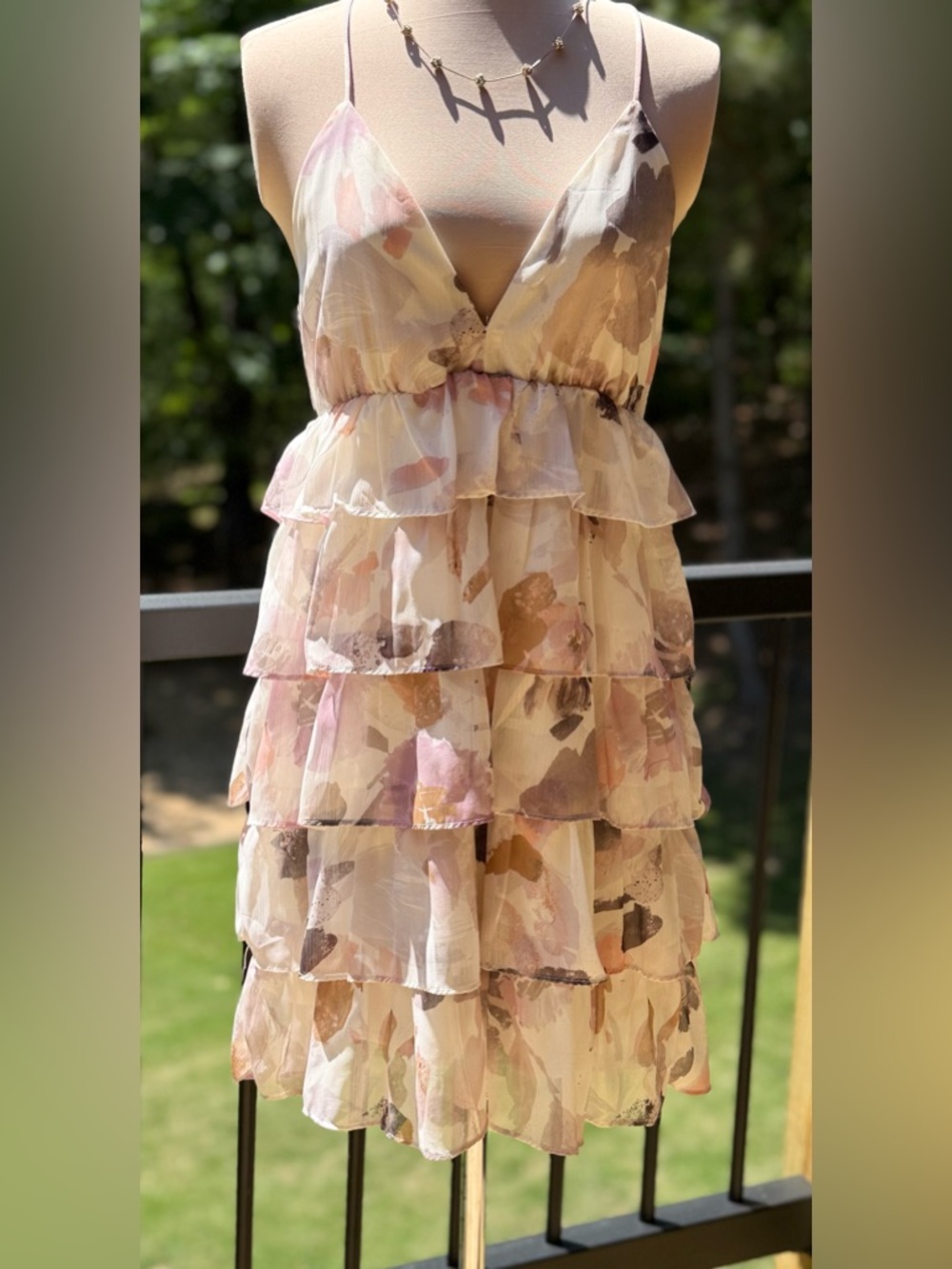 Illa Illa Floral Tiered Ruffle Mini Dress S Cream Blush Open Back - Picture 8 of 8